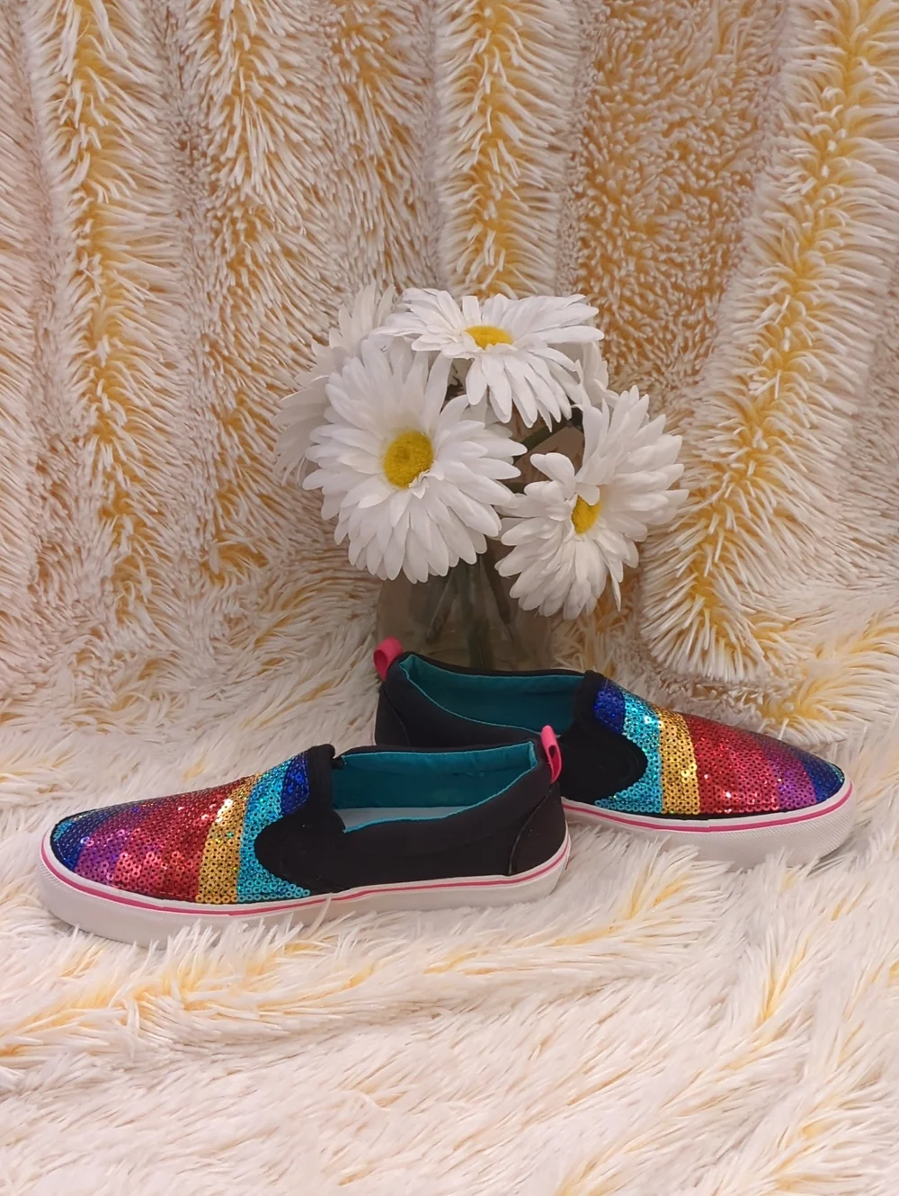 ❣️👟Skechers Kids Rainbow Sequin Slip-On Sneakers👟❣️